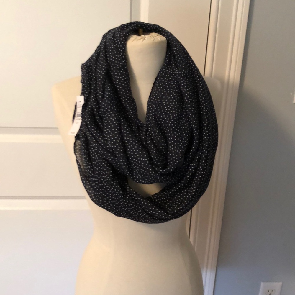 Loft Outlet, NWT, Dotted scarf